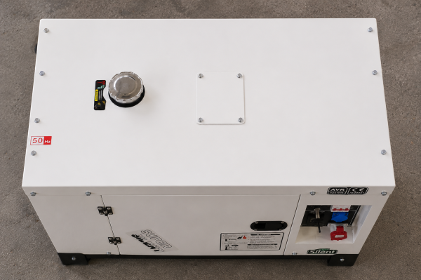 ДИЗЕЛЬНЫЙ ГЕНЕРАТОР GS14A-S ВОЗДУШНОГО ОХЛАЖДЕНИЯ МОЩНОСТЬЮ 10KW , В ШУМОЗАЩИТНОМ КОЖУХЕ В КОМПЛЕКТ